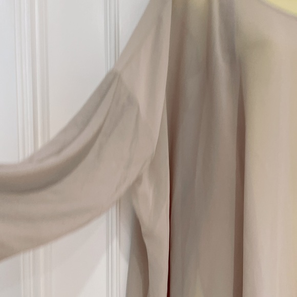 Clearance 💯NWOT** Set 2 piece Separated top and light jacket - Picture 8 of 11